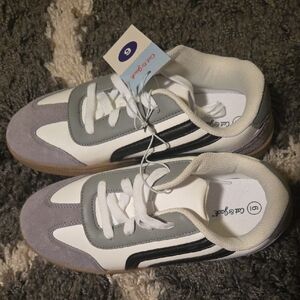 Cat & Jack Gray and White Kids Shoes